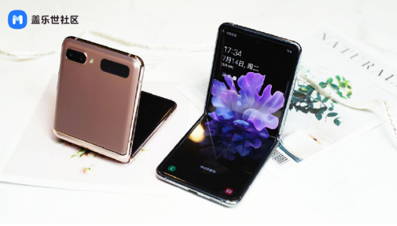 Galaxy Z Flip 5G,Ƽʱи,һ۾Ķ